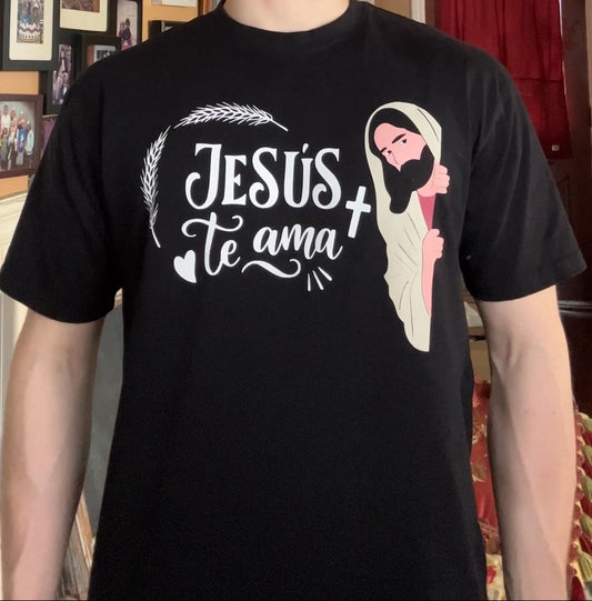 Heavyweight "Jesús Te ama" Spanish t-shirt